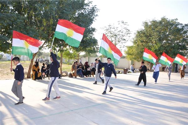 KALAR IS GR.12 STUDENTS CELEBRATE KURDISH FLAG DAY